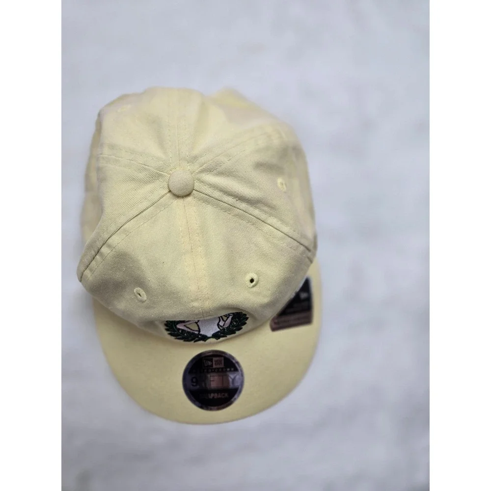 New Era 9FIFTY Retro Crown Snapback Hat Yellow Tennis‎ Player Laurel Wreath Cap